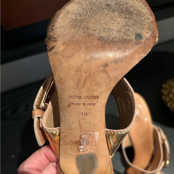 RARE Giuseppe Zanotti kitten heel - Picture 7 of 8